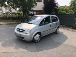 Silber Gebraucht 2003 Opel Meriva Van / Kleinbus | 2.490 € (Fairer Preis)
