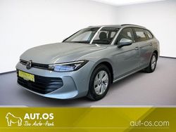 Silber Gebraucht 2024 VW Passat Kombi | 31.880 €
