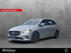 Iridiumsilber Gebraucht 2023 Mercedes B180 Advanced Van / Kleinbus | 26.940 € (Superpreis)