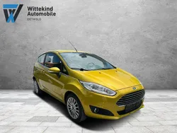 Gelb Gebraucht 2013 Ford Fiesta Titanium Kleinwagen | 4.499 € (Guter Preis)