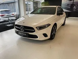 Weiß Gebraucht 2022 Mercedes A250 Kleinwagen | 32.790 € (Fairer Preis)