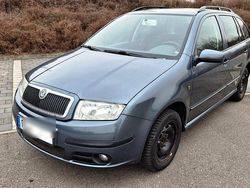 Grau Gebraucht 2005 Skoda Fabia Kombi | 1.490 € (Fairer Preis)