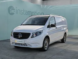 Weiß Gebraucht 2020 Mercedes e-Vito Van / Kleinbus | 16.115 € (Fairer Preis)