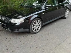 Schwarz Gebraucht 2003 Audi A4 S-Line Kombi | 4.999 €