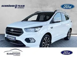 Frostweiß Gebraucht 2018 Ford Kuga ST-Line SUV | 17.690 € (Etwas zu teuer)