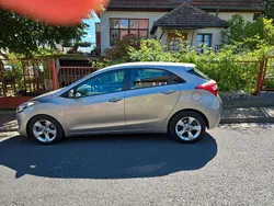 Beige Gebraucht 2017 Hyundai i30 Limousine | 10.000 € (Guter Preis)