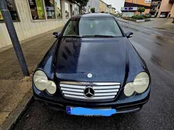 Schwarz Gebraucht 2003 Mercedes 180 Limousine | 1.500 € (Superpreis)