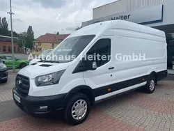 Weiß Gebraucht 2024 Ford Transit Trend Limousine | 29.950 € (Fairer Preis)