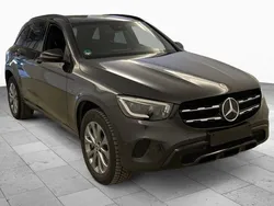 Mercedes GLC300e