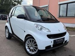 Weiß Gebraucht 2007 Smart ForTwo Coupé Basis Coupé | 3.990 € (Etwas zu teuer)
