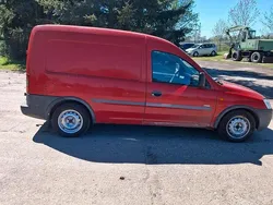 Rot Gebraucht 2002 Opel Combo Van / Kleinbus | 600 € (Superpreis)