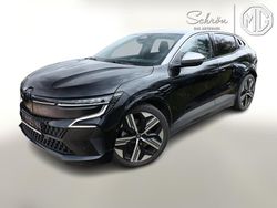 Gebraucht 2023 Renault Mégane Iconic Limousine | 29.971 € (Guter Preis)