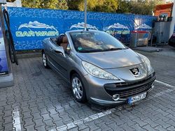 Grau Gebraucht 2008 Peugeot 207 CC Filou Cabrio | 1.800 € (Fairer Preis)