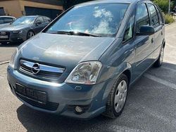 Grau Gebraucht 2006 Opel Meriva Edition Van / Kleinbus | 650 € (Superpreis)