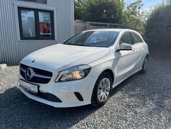 Weiß Gebraucht 2017 Mercedes A180 Business Limousine | 15.900 € (Fairer Preis)