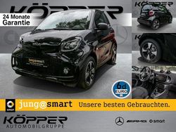 Schwarz Gebraucht 2023 Smart ForTwo Electric Drive Exclusive Kleinwagen | 16.450 € (Fairer Preis)