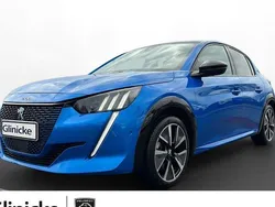 Blau Gebraucht 2021 Peugeot e-208 GT Kleinwagen | 16.590 € (Fairer Preis)