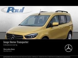 Limonitgelb metallic Gebraucht 2024 Mercedes 180 Style Limousine | 25.650 € (Guter Preis)