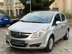 Silber Gebraucht 2010 Opel Corsa Limousine | 3.390 € (Fairer Preis)