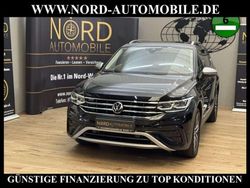 Deep black perleffek (metallic) Gebraucht 2022 VW Tiguan Allspace Elegance SUV | 29.800 € (Fairer Preis)