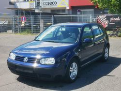 Blau Gebraucht 2001 VW Golf Limousine | 1.680 € (Fairer Preis)