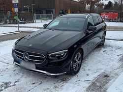 Schwarz Gebraucht 2023 Mercedes E220 Kombi | 26.900 € (Superpreis)