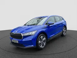Energyblau Gebraucht 2024 Skoda Enyaq iV Loft SUV | 42.930 € (Guter Preis)