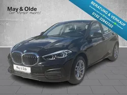 Schwarz ii Gebraucht 2022 BMW 118 Sport Line Kleinwagen | 22.444 € (Guter Preis)
