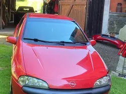 Rot Gebraucht 1995 Opel Tigra Kleinwagen | 950 €