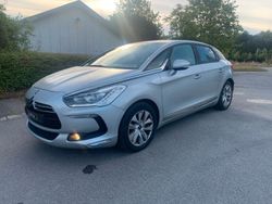 Grau Gebraucht 2016 Citroën DS5 Chic Kleinwagen | 4.500 € (Etwas zu teuer)