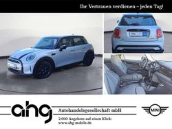 Weiß Gebraucht 2022 Mini Cooper Classic Kleinwagen | 21.790 € (Etwas zu teuer)