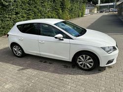 Weiß Gebraucht 2019 Seat Leon Style Limousine | 11.000 €