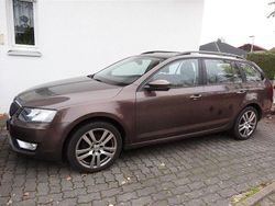 Braun Gebraucht 2014 Skoda Octavia Ambition Kombi | 7.493 € (Guter Preis)