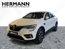Weiß Gebraucht 2023 Renault Arkana Equilibre SUV | 22.496 € (Guter Preis)