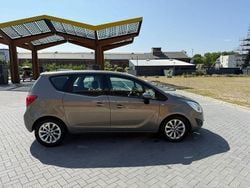 Braun Gebraucht 2013 Opel Meriva Active Van / Kleinbus | 5.999 € (Guter Preis)