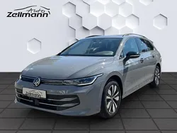 Grau Gebraucht 2024 VW Golf VIII Goal Kombi | 28.418 € (Superpreis)
