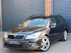 Schwarz Gebraucht 2012 Skoda Octavia RS Kombi | 4.999 € (Guter Preis)