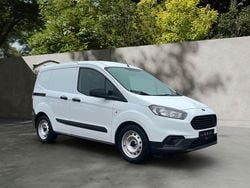 Weiß Gebraucht 2019 Ford Transit Van / Kleinbus | 8.999 € (Guter Preis)
