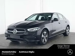 Lack obsidianschwarz (metallic) Gebraucht 2024 Mercedes C300e Avantgarde Limousine | 43.370 € (Fairer Preis)
