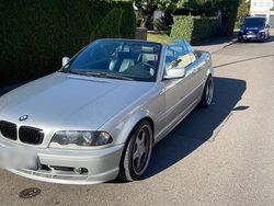 Silber Gebraucht 2002 BMW 320 Coupé | 9.200 €