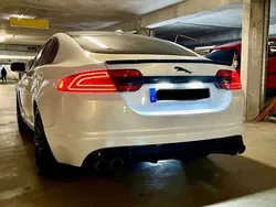 Weiß Gebraucht 2012 Jaguar XF Limousine | 10.500 €