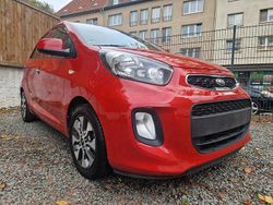 Rot Gebraucht 2015 Kia Picanto Kleinwagen | 5.699 € (Guter Preis)