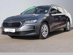 Graphitegrau metallic Gebraucht 2024 Skoda Octavia Kombi | 31.680 € (Fairer Preis)