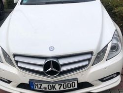 Schwarz Gebraucht 2009 Mercedes E350 Coupé | 7.500 € (Fairer Preis)