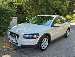 Weiß Gebraucht 2008 Volvo C30 Momentum Kleinwagen | 4.850 € (Guter Preis)