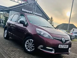 Rot Gebraucht 2016 Renault Scénic III Van / Kleinbus | 7.885 € (Etwas zu teuer)
