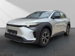 Rot Neu 2025 Toyota bZ4X Comfort SUV | 32.790 € (Superpreis)