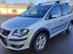 Silber Gebraucht 2007 VW Touran Cross Van / Kleinbus | 3.900 € (Etwas zu teuer)