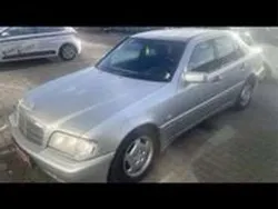 Silber Gebraucht 1999 Mercedes C180 Limousine | 2.999 € (Fairer Preis)