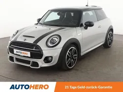 Weiß Gebraucht 2020 Mini Cooper S Kleinwagen | 23.530 € (Guter Preis)